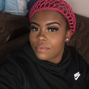 Meet your Posher, Jada